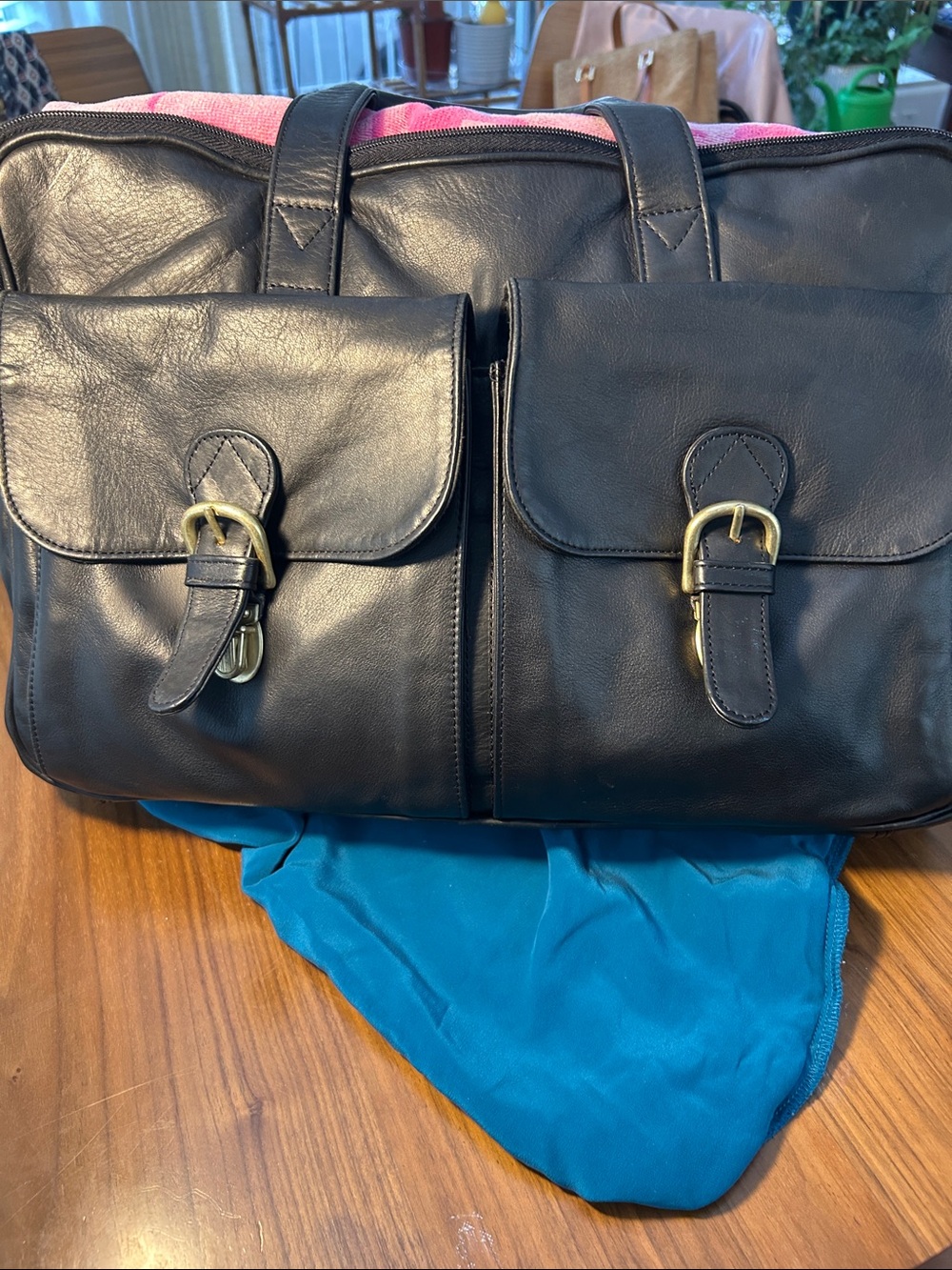 Boulder Ridge Black Leather Men's Briefcase with Dual Front Buckle Pockets